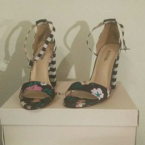 Justfab - Picture 1 of 3